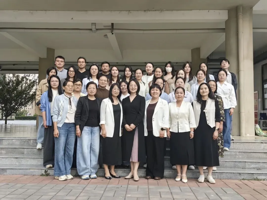 深耕高考真题,锚定备考新程——平顶山市高中英语教育罗果名师工作室、李明名师工作室、买乐升名师工作室联合研修活动-第14张图片-四季读书网