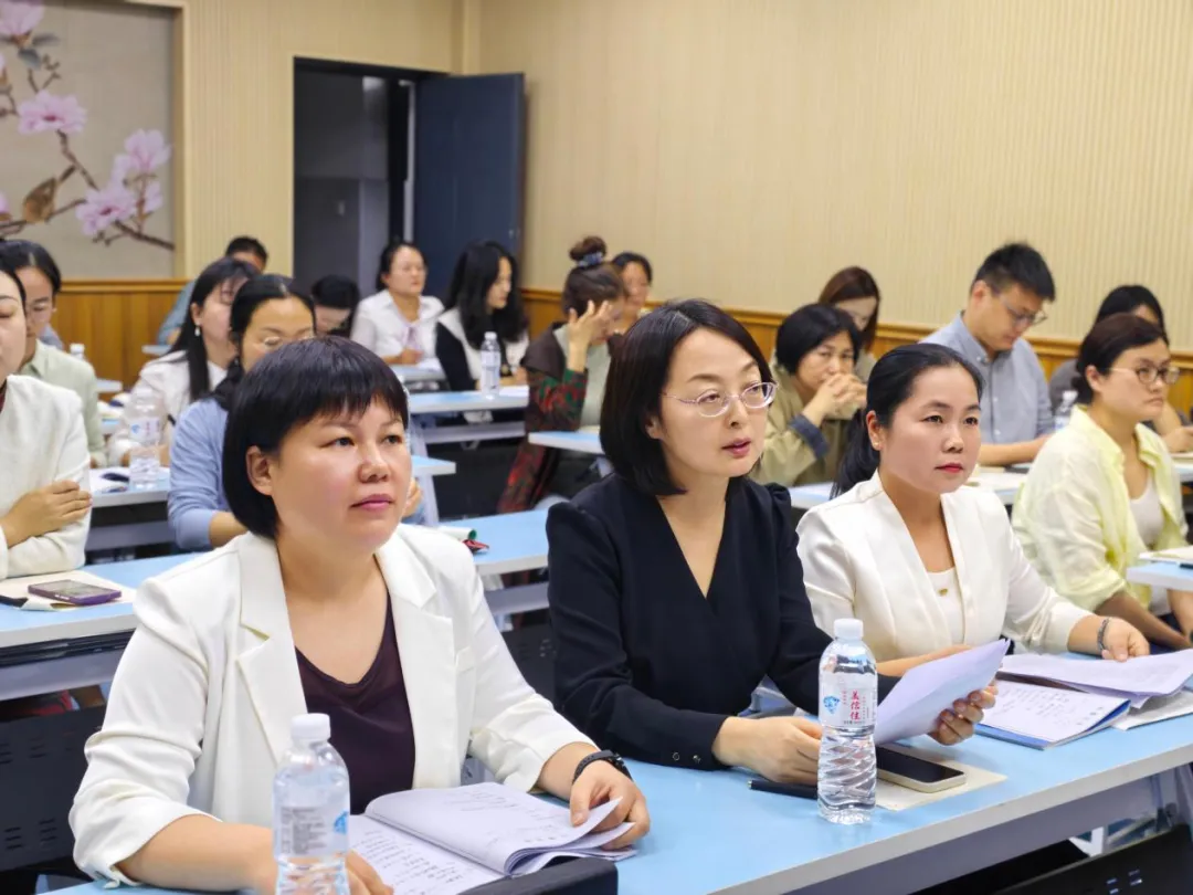 深耕高考真题,锚定备考新程——平顶山市高中英语教育罗果名师工作室、李明名师工作室、买乐升名师工作室联合研修活动-第32张图片-四季读书网