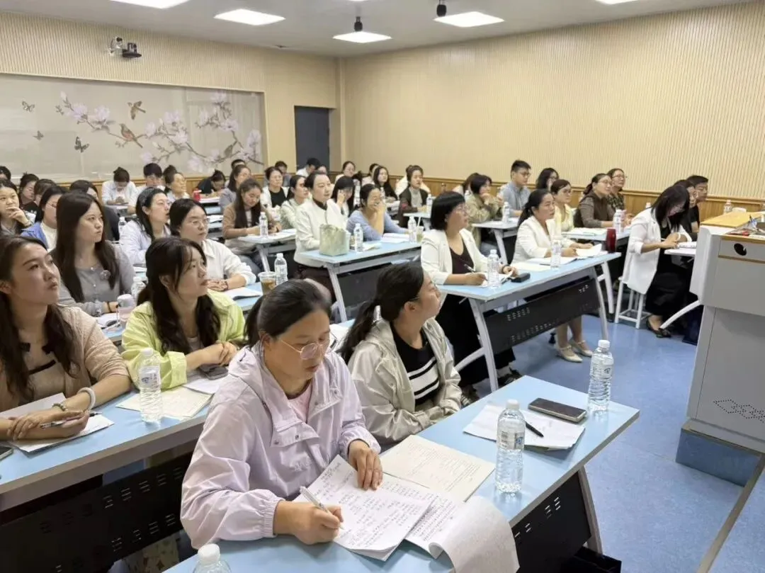 深耕高考真题,锚定备考新程——平顶山市高中英语教育罗果名师工作室、李明名师工作室、买乐升名师工作室联合研修活动-第38张图片-四季读书网