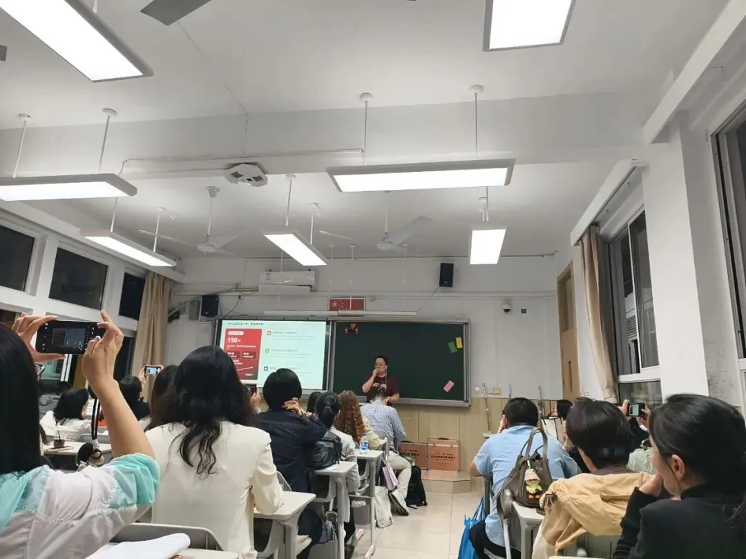 【课程教学】凝心聚力,圆梦中考——初三年级家长会-第22张图片-四季读书网