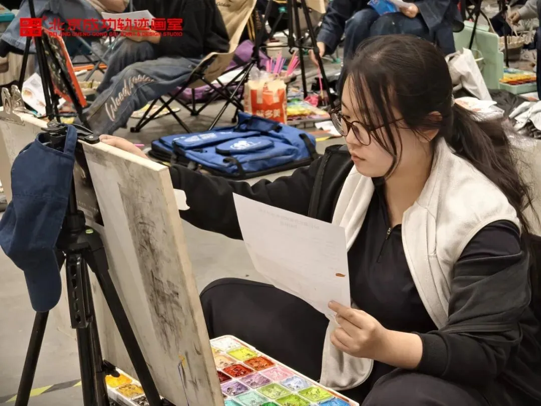 成功轨迹带队模考|征战美联模考第8届北京美术联测二模!万人同台试炼,执笔奔赴联考战场!-第25张图片-四季读书网 成功轨迹带队模考|征战美联模考第8届北京美术联测二模!万人同台试炼,执笔奔赴联考战场!-第25张图片-四季读书网