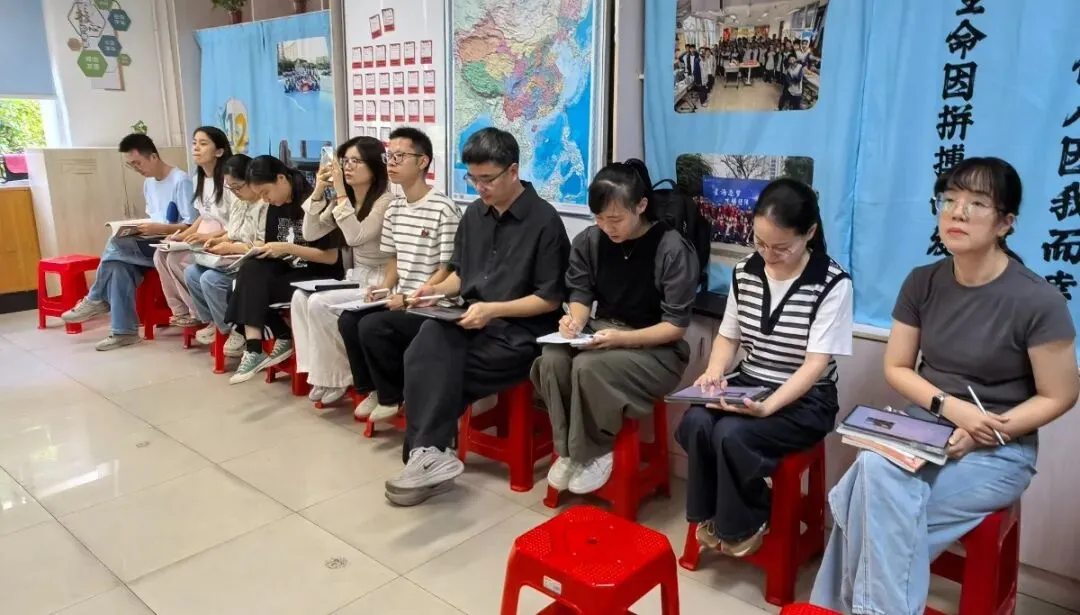 君峰·力行|对症施策定方略 多科共研战中考——区教育研究院莅临我校开展多学科教学调研指导-第7张图片-四季读书网 君峰·力行|对症施策定方略 多科共研战中考——区教育研究院莅临我校开展多学科教学调研指导-第7张图片-四季读书网