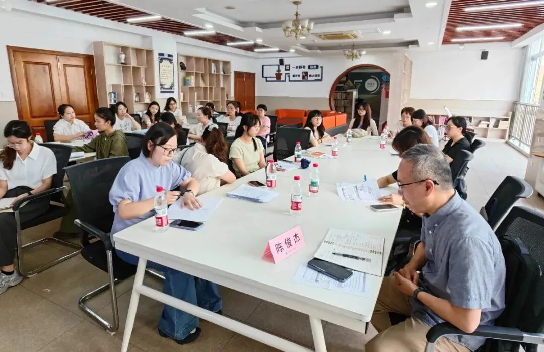 君峰·力行|对症施策定方略 多科共研战中考——区教育研究院莅临我校开展多学科教学调研指导-第19张图片-四季读书网 君峰·力行|对症施策定方略 多科共研战中考——区教育研究院莅临我校开展多学科教学调研指导-第19张图片-四季读书网