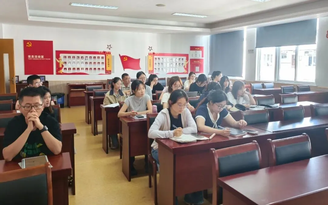 君峰·力行|对症施策定方略 多科共研战中考——区教育研究院莅临我校开展多学科教学调研指导-第28张图片-四季读书网 君峰·力行|对症施策定方略 多科共研战中考——区教育研究院莅临我校开展多学科教学调研指导-第28张图片-四季读书网