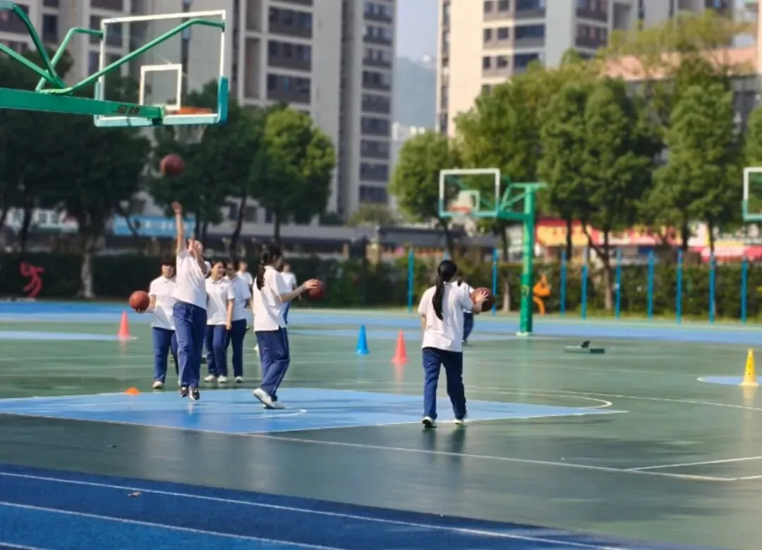 君峰·力行|对症施策定方略 多科共研战中考——区教育研究院莅临我校开展多学科教学调研指导-第33张图片-四季读书网 君峰·力行|对症施策定方略 多科共研战中考——区教育研究院莅临我校开展多学科教学调研指导-第33张图片-四季读书网