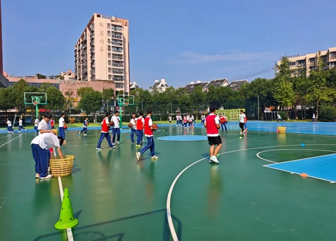 君峰·力行|对症施策定方略 多科共研战中考——区教育研究院莅临我校开展多学科教学调研指导-第35张图片-四季读书网 君峰·力行|对症施策定方略 多科共研战中考——区教育研究院莅临我校开展多学科教学调研指导-第35张图片-四季读书网