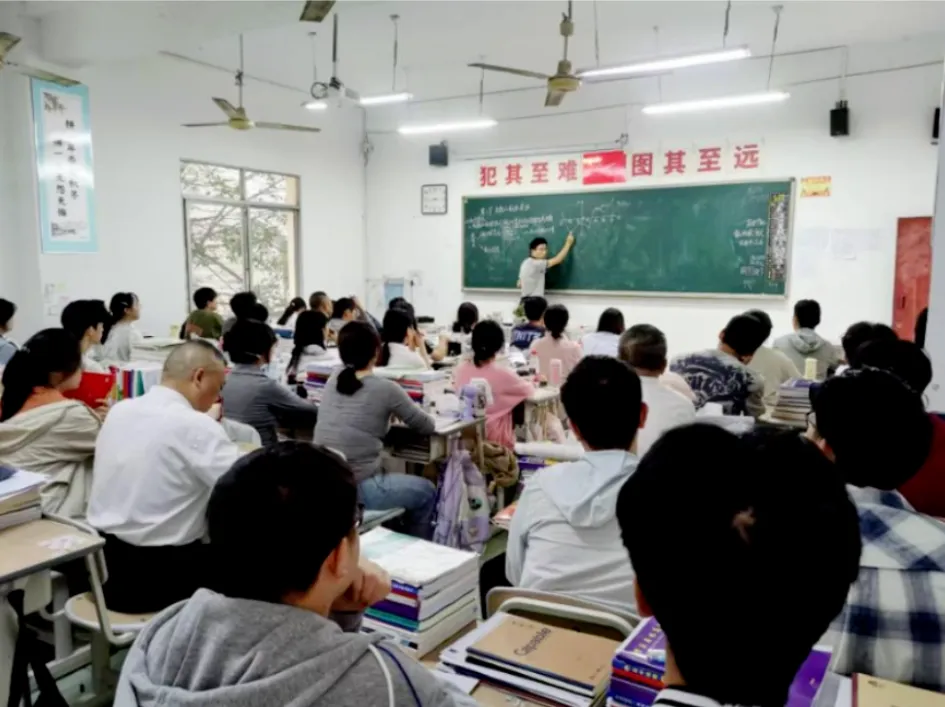 重庆高考冲刺|奥林高辅高三全日制集训,老牌学校收费透明-第6张图片-四季读书网 重庆高考冲刺|奥林高辅高三全日制集训,老牌学校收费透明-第6张图片-四季读书网