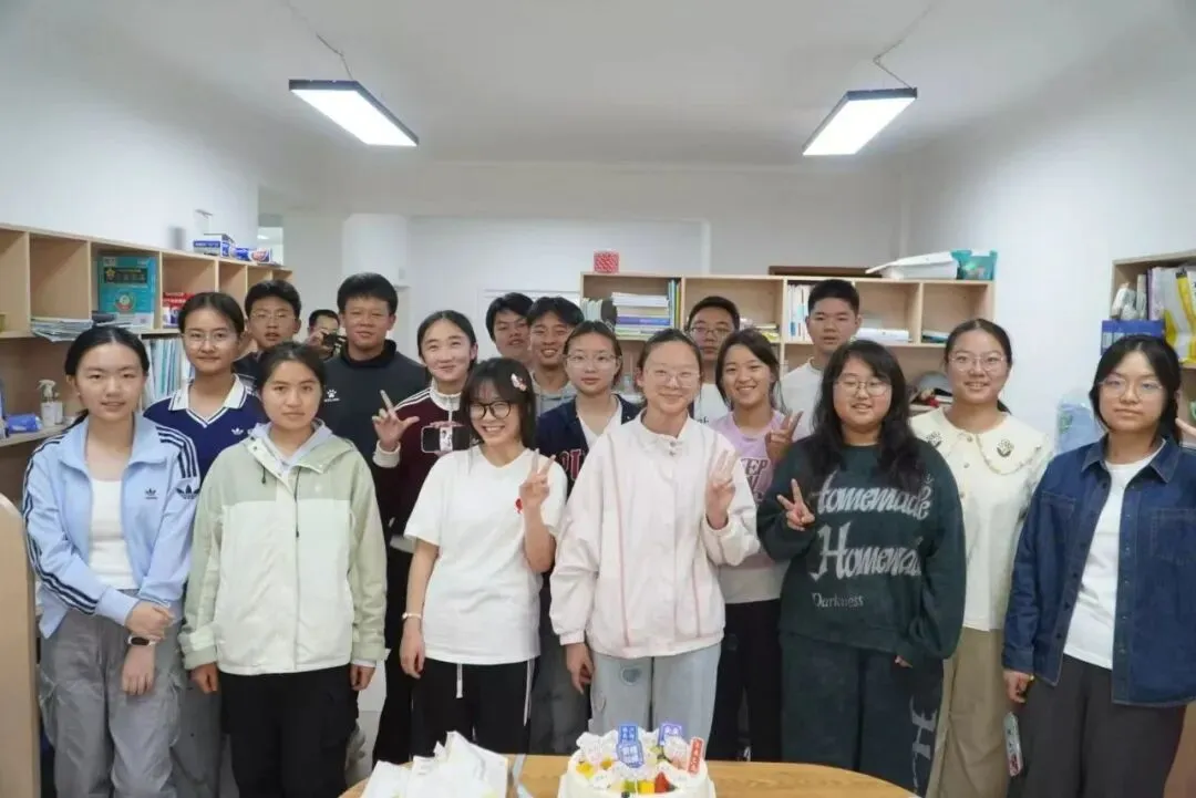 初三全托|锁定中考黄金提分期,全力奔赴理想高中!-第61张图片-四季读书网 初三全托|锁定中考黄金提分期,全力奔赴理想高中!-第61张图片-四季读书网