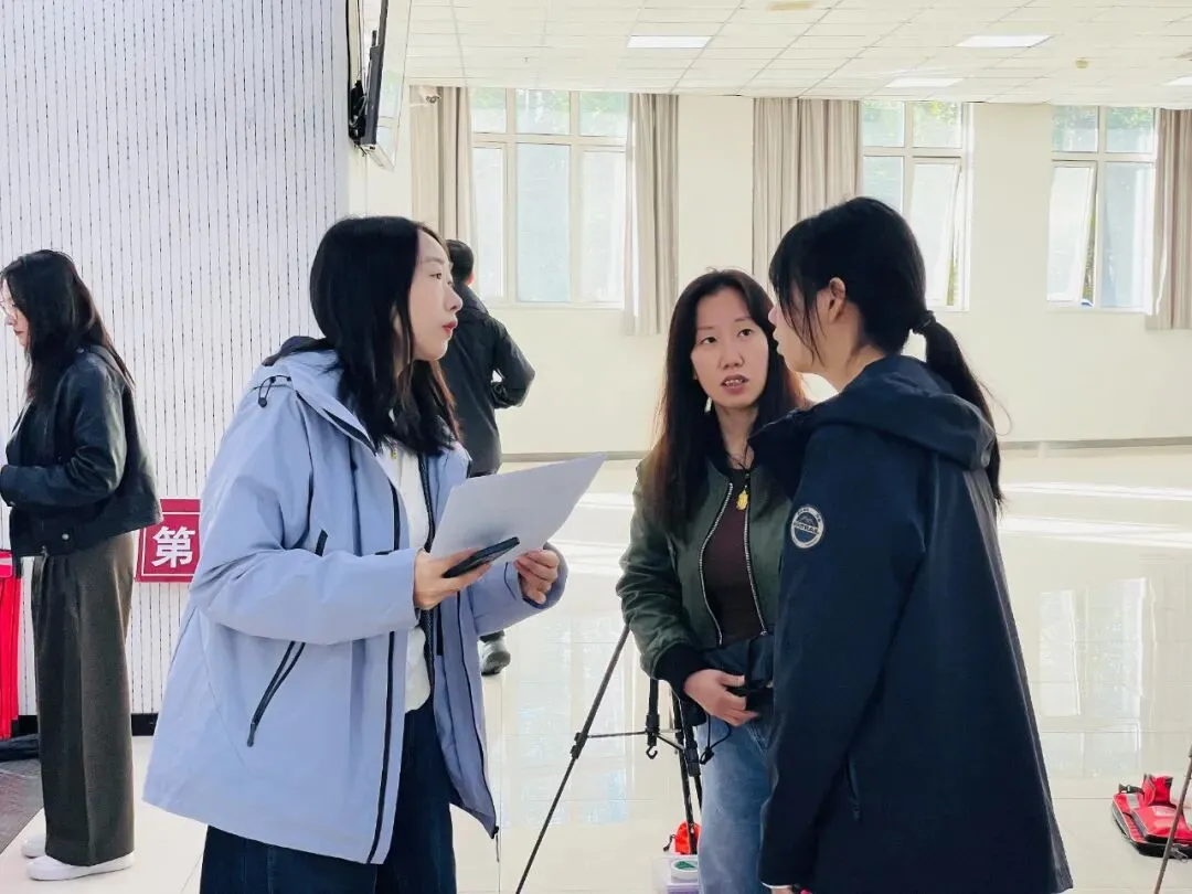 正式开考丨2027届唐山市美术中考首场模拟考试-第14张图片-四季读书网 正式开考丨2027届唐山市美术中考首场模拟考试-第14张图片-四季读书网