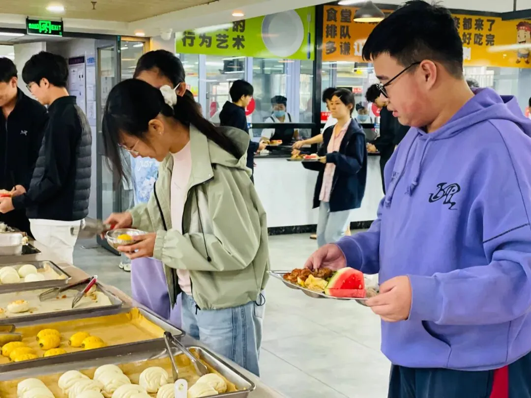 正式开考丨2027届唐山市美术中考首场模拟考试-第41张图片-四季读书网 正式开考丨2027届唐山市美术中考首场模拟考试-第41张图片-四季读书网