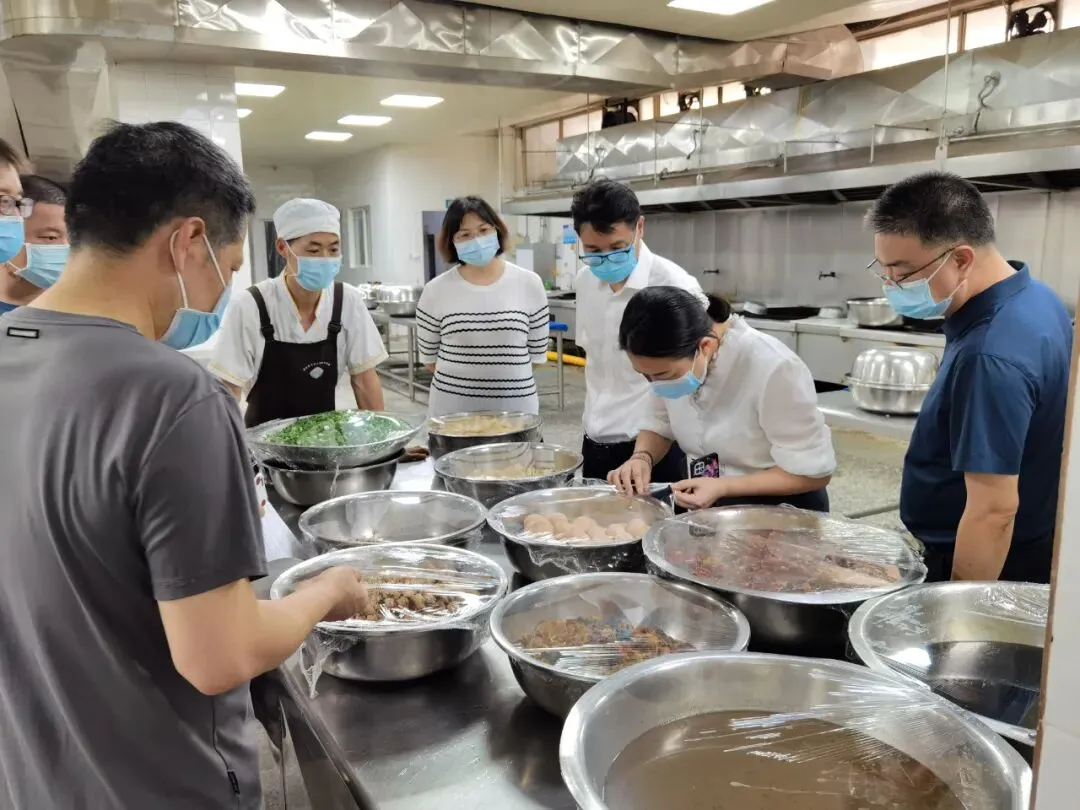 交卷!攀枝花市教育和体育局答好高考中考食品安全保考“试卷”-第6张图片-四季读书网