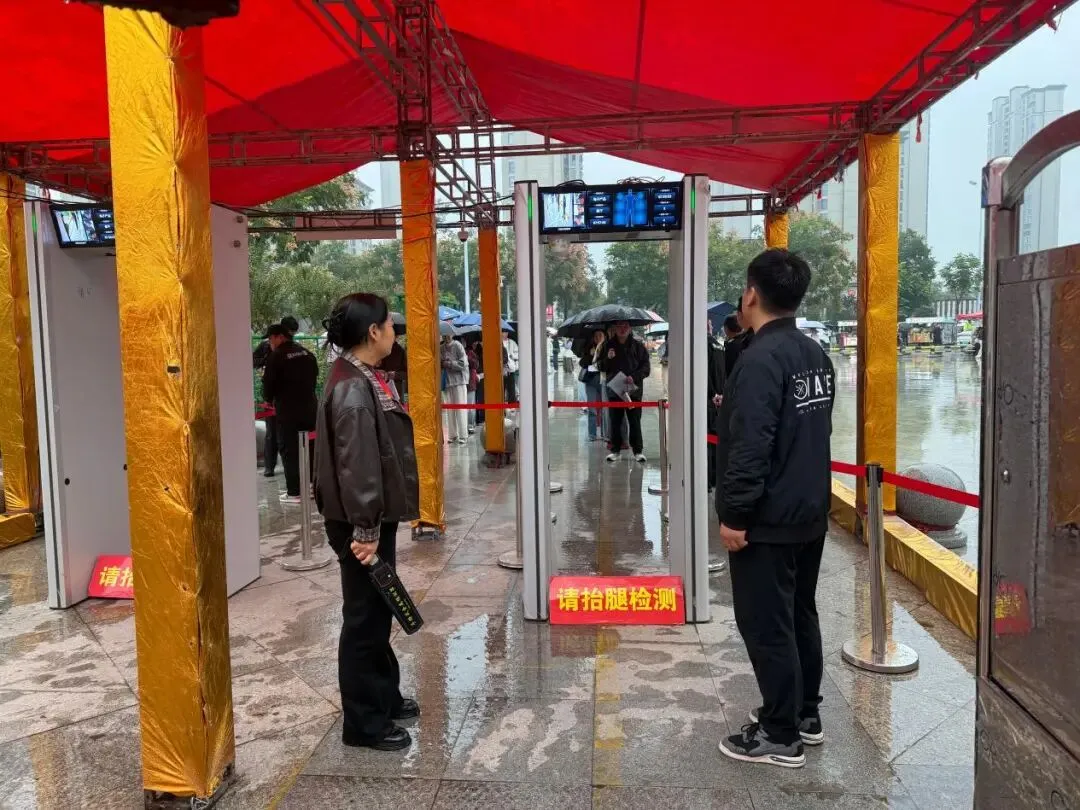 亳州三十一中圆满完成2026年全国成人高考考点工作-第4张图片-四季读书网 亳州三十一中圆满完成2026年全国成人高考考点工作-第4张图片-四季读书网