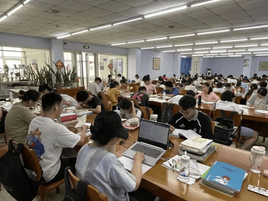 高考结束了,请告诉孩子:没考上名校,不代表输了,真正的赛跑才刚开始-第2张图片-四季读书网 高考结束了,请告诉孩子:没考上名校,不代表输了,真正的赛跑才刚开始-第2张图片-四季读书网