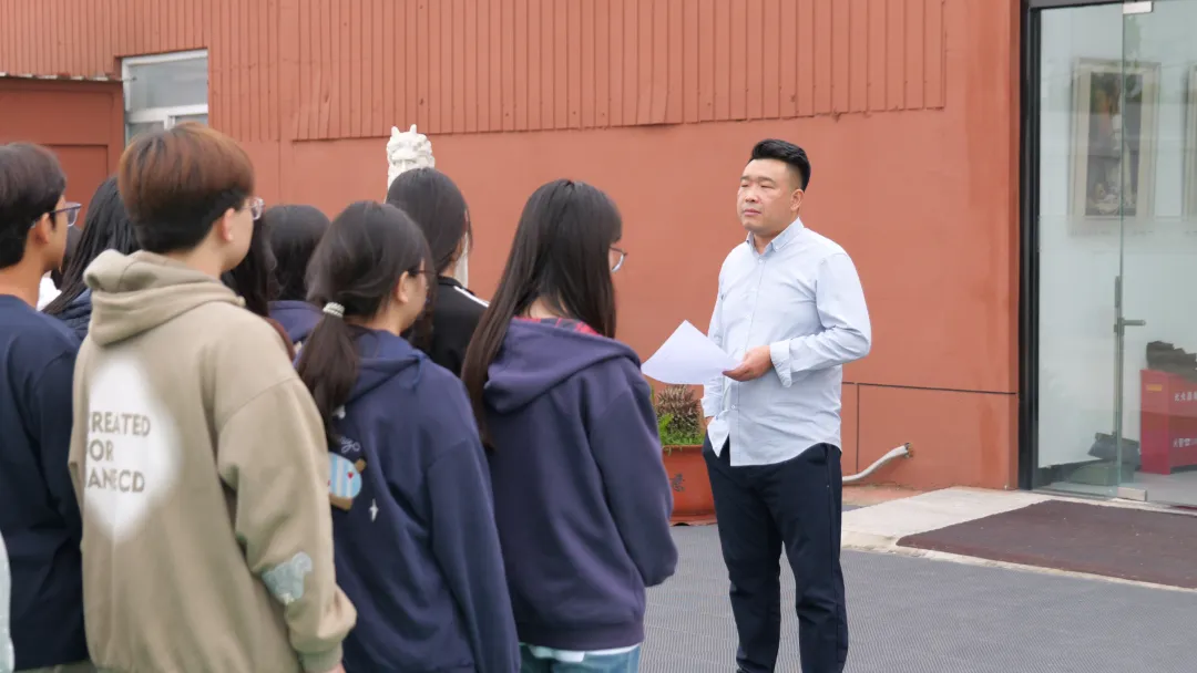 【赢战模考】国培美术第三次模拟考试,提笔逐梦,奋勇争先!-第3张图片-四季读书网 【赢战模考】国培美术第三次模拟考试,提笔逐梦,奋勇争先!-第3张图片-四季读书网