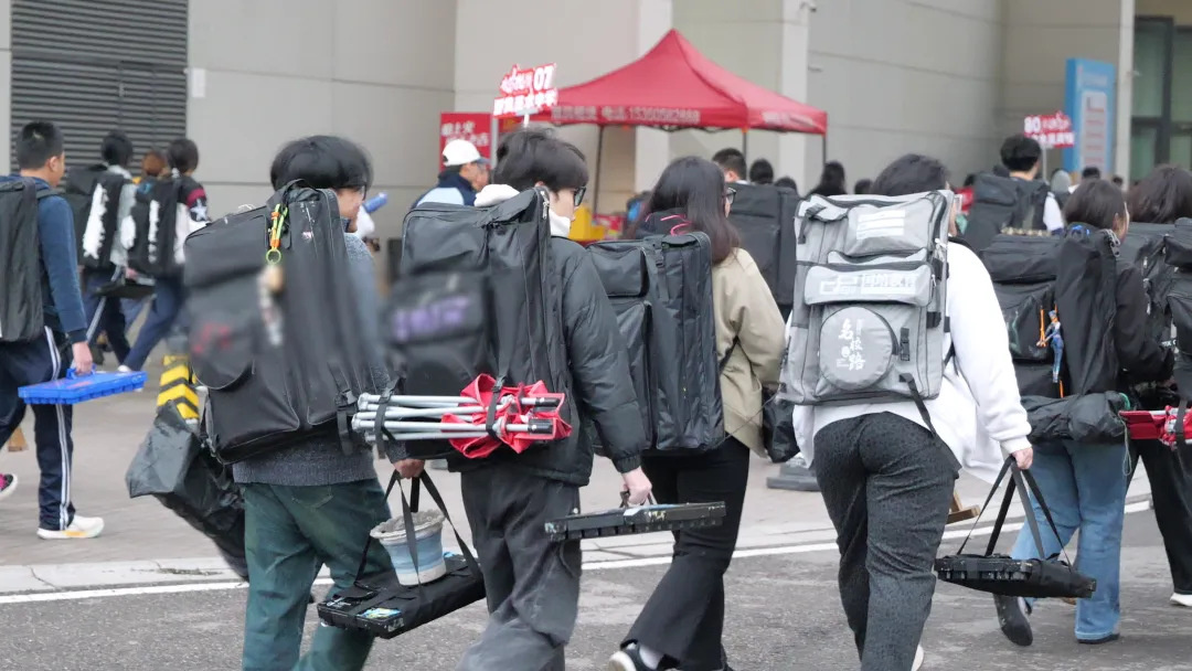 【赢战模考】国培美术第三次模拟考试,提笔逐梦,奋勇争先!-第12张图片-四季读书网 【赢战模考】国培美术第三次模拟考试,提笔逐梦,奋勇争先!-第12张图片-四季读书网