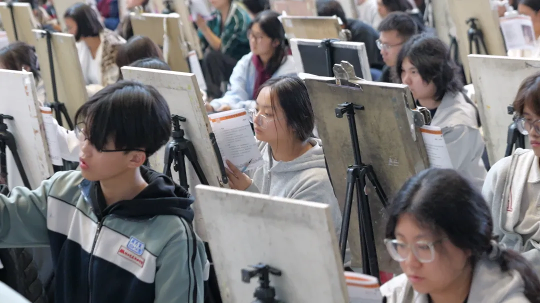 【赢战模考】国培美术第三次模拟考试,提笔逐梦,奋勇争先!-第20张图片-四季读书网 【赢战模考】国培美术第三次模拟考试,提笔逐梦,奋勇争先!-第20张图片-四季读书网