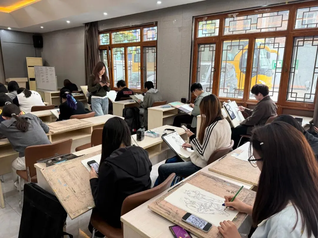 【三尚教育】河北省艺考质检第三次模拟考试圆满完成!-第10张图片-四季读书网 【三尚教育】河北省艺考质检第三次模拟考试圆满完成!-第10张图片-四季读书网