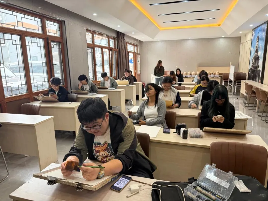 【三尚教育】河北省艺考质检第三次模拟考试圆满完成!-第11张图片-四季读书网 【三尚教育】河北省艺考质检第三次模拟考试圆满完成!-第11张图片-四季读书网