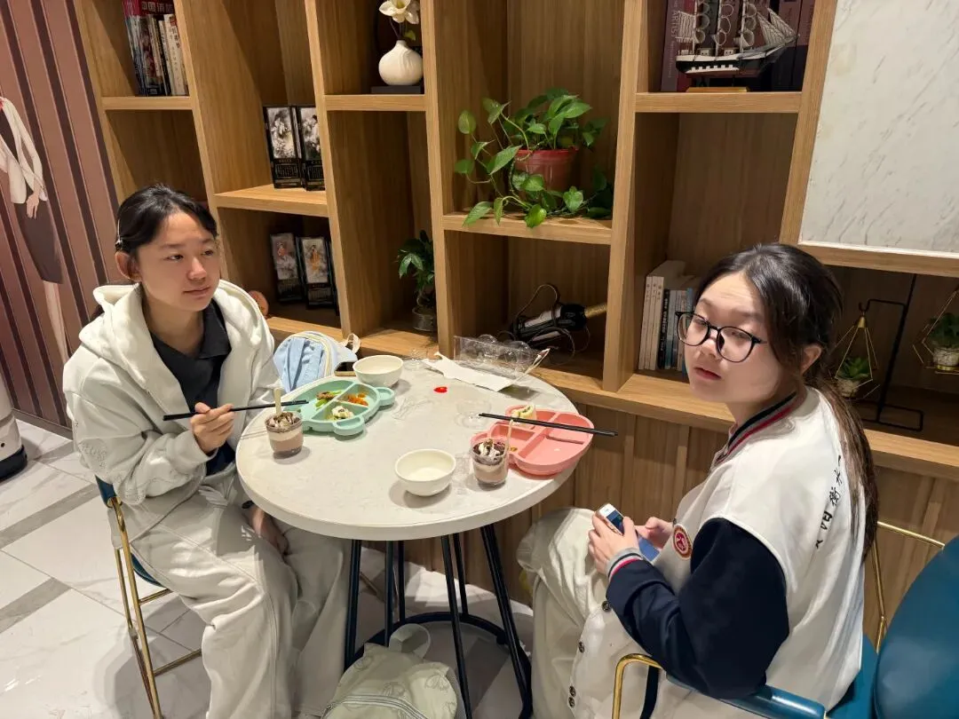 【三尚教育】河北省艺考质检第三次模拟考试圆满完成!-第18张图片-四季读书网 【三尚教育】河北省艺考质检第三次模拟考试圆满完成!-第18张图片-四季读书网