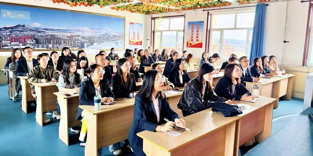 中考归来话中考 研途蓄力共深耕 ——云州初中集团校开展2026年“阅卷反馈”区域融合教研-第21张图片-四季读书网 中考归来话中考 研途蓄力共深耕 ——云州初中集团校开展2026年“阅卷反馈”区域融合教研-第21张图片-四季读书网