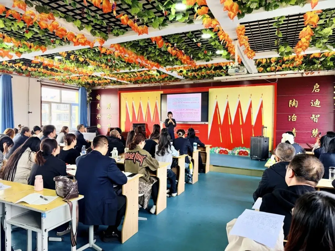 中考归来话中考 研途蓄力共深耕 ——云州初中集团校开展2026年“阅卷反馈”区域融合教研-第51张图片-四季读书网 中考归来话中考 研途蓄力共深耕 ——云州初中集团校开展2026年“阅卷反馈”区域融合教研-第51张图片-四季读书网