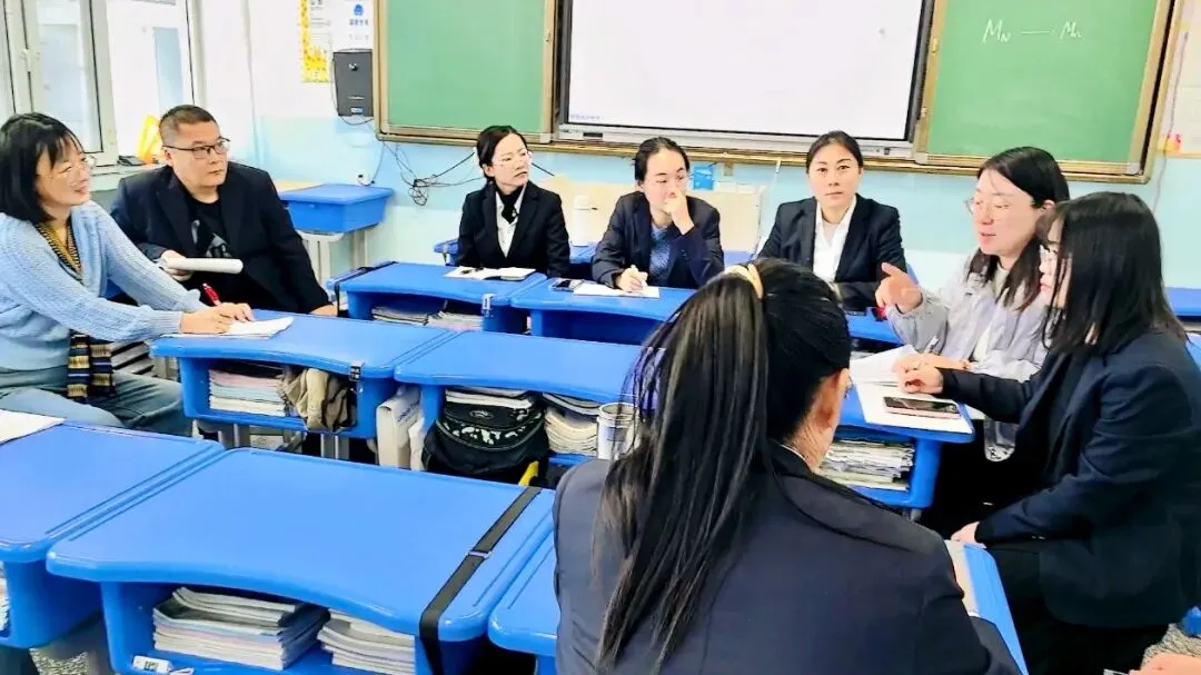中考归来话中考 研途蓄力共深耕 ——云州初中集团校开展2026年“阅卷反馈”区域融合教研-第59张图片-四季读书网 中考归来话中考 研途蓄力共深耕 ——云州初中集团校开展2026年“阅卷反馈”区域融合教研-第59张图片-四季读书网