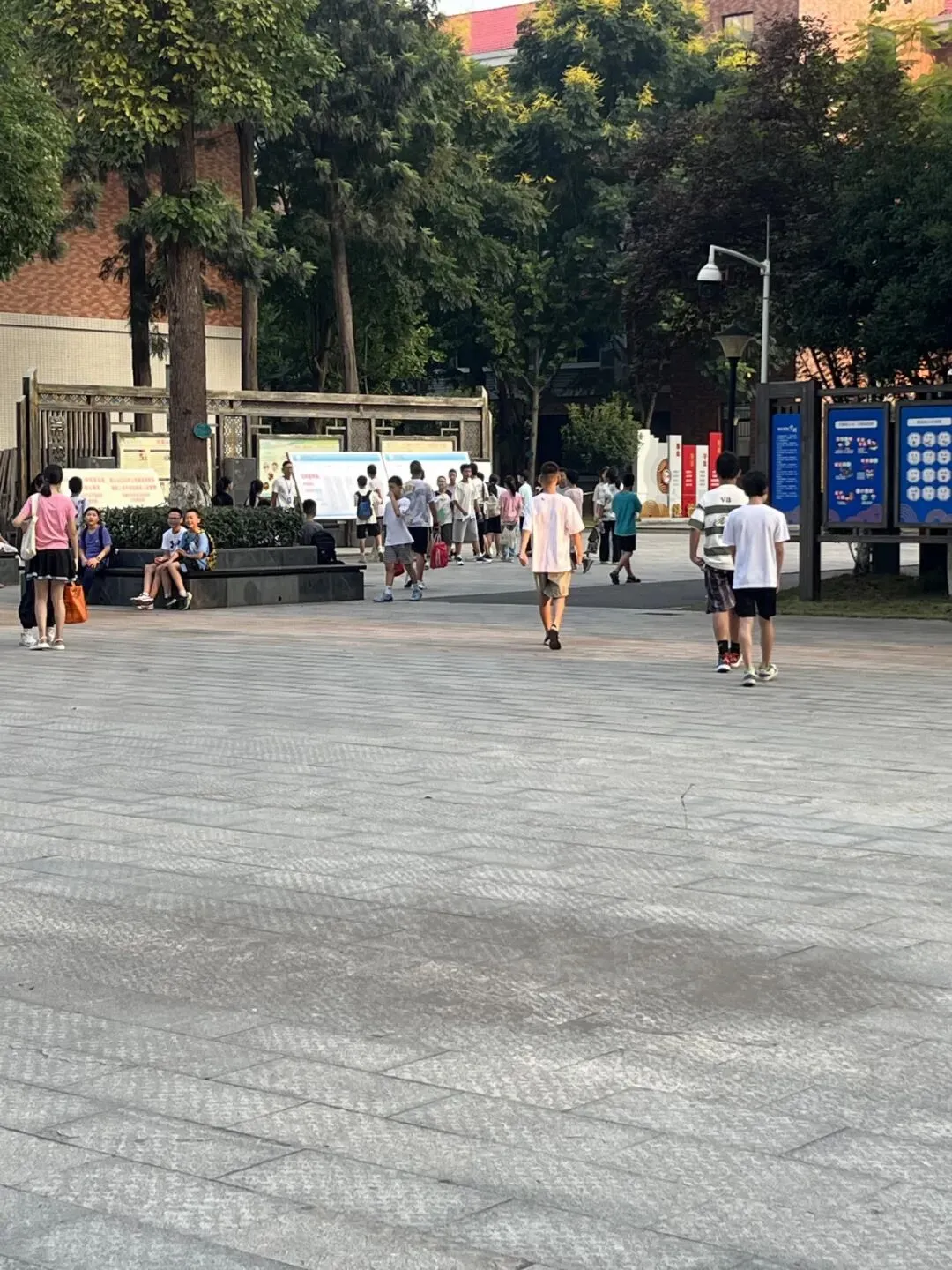汗水与墨香 都是青春的味道——记初三上学期第七周班史-第7张图片-四季读书网