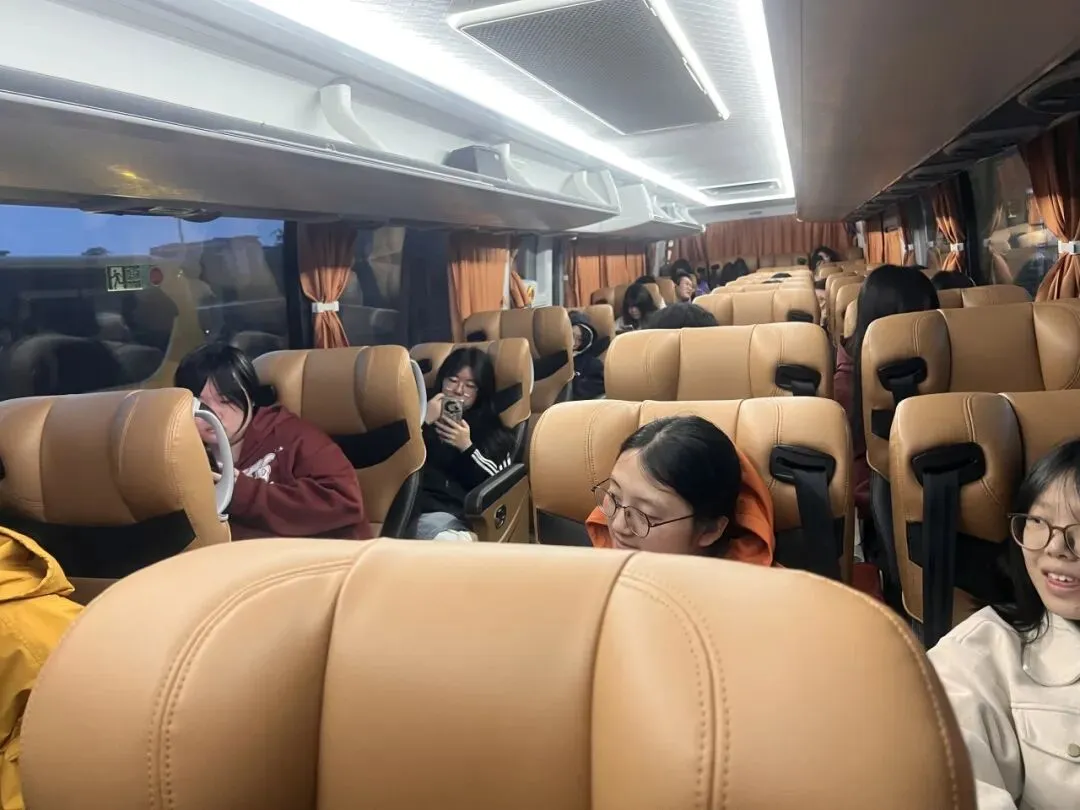 鸿艺|河北质检第三次模拟考试纪实回顾-第32张图片-四季读书网 鸿艺|河北质检第三次模拟考试纪实回顾-第32张图片-四季读书网