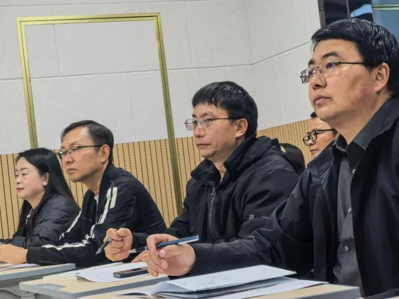 聚焦微观核心课堂 精研中考提质策略-第1张图片-四季读书网 聚焦微观核心课堂 精研中考提质策略-第1张图片-四季读书网
