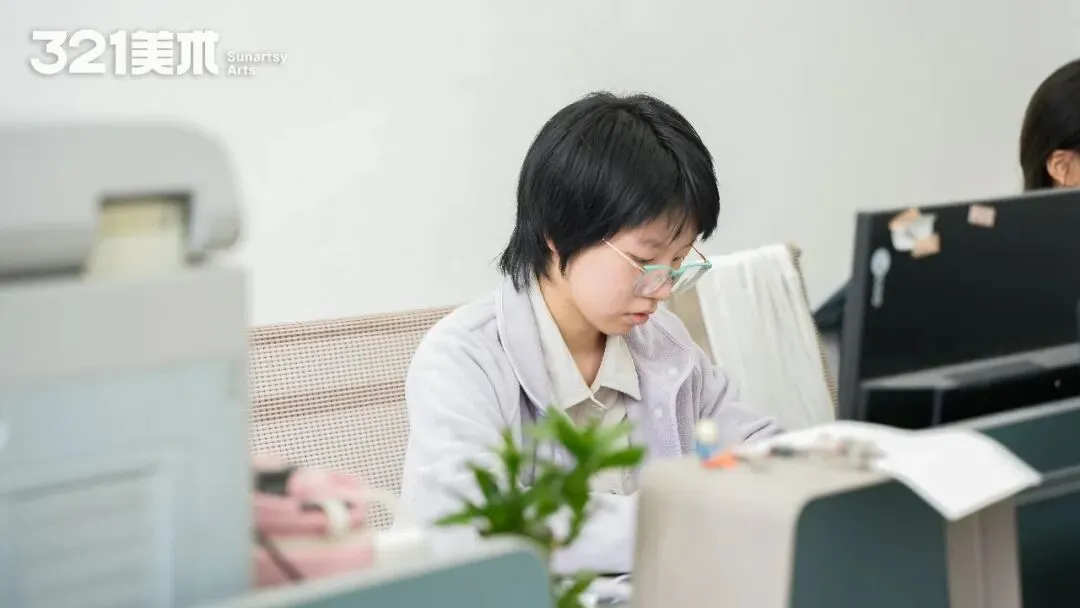 【高考报名】专业护航,填报无忧|2027届高考报名开启-第13张图片-四季读书网