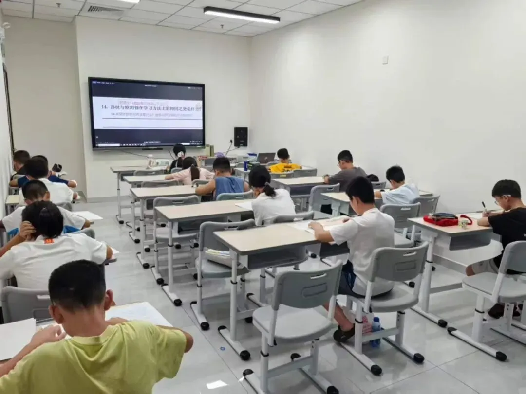 尚竞教育MK模拟考10月场圆满结束!-第17张图片-四季读书网 尚竞教育MK模拟考10月场圆满结束!-第17张图片-四季读书网