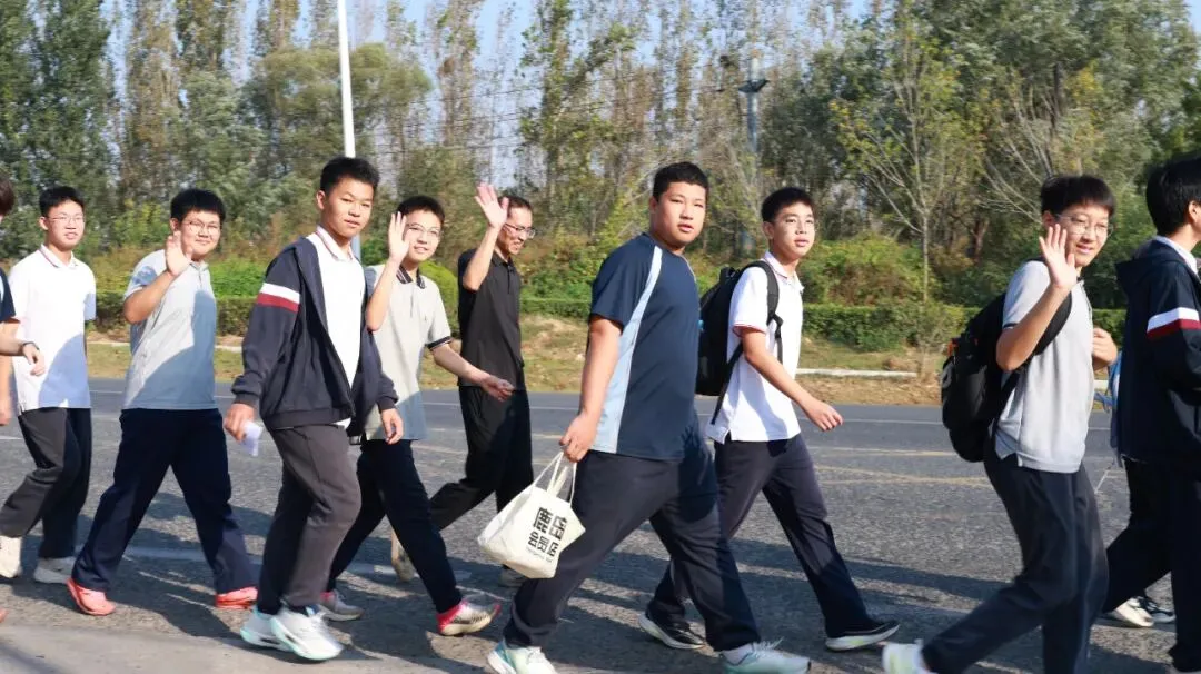 嘿!初三生,出去走走吧,今天不做题!-第5张图片-四季读书网 嘿!初三生,出去走走吧,今天不做题!-第5张图片-四季读书网