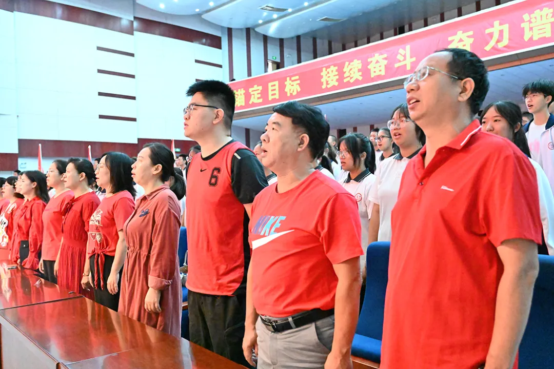 【校园动态】开远一中初三年级隆重举行中考壮行仪式-第7张图片-四季读书网 【校园动态】开远一中初三年级隆重举行中考壮行仪式-第7张图片-四季读书网