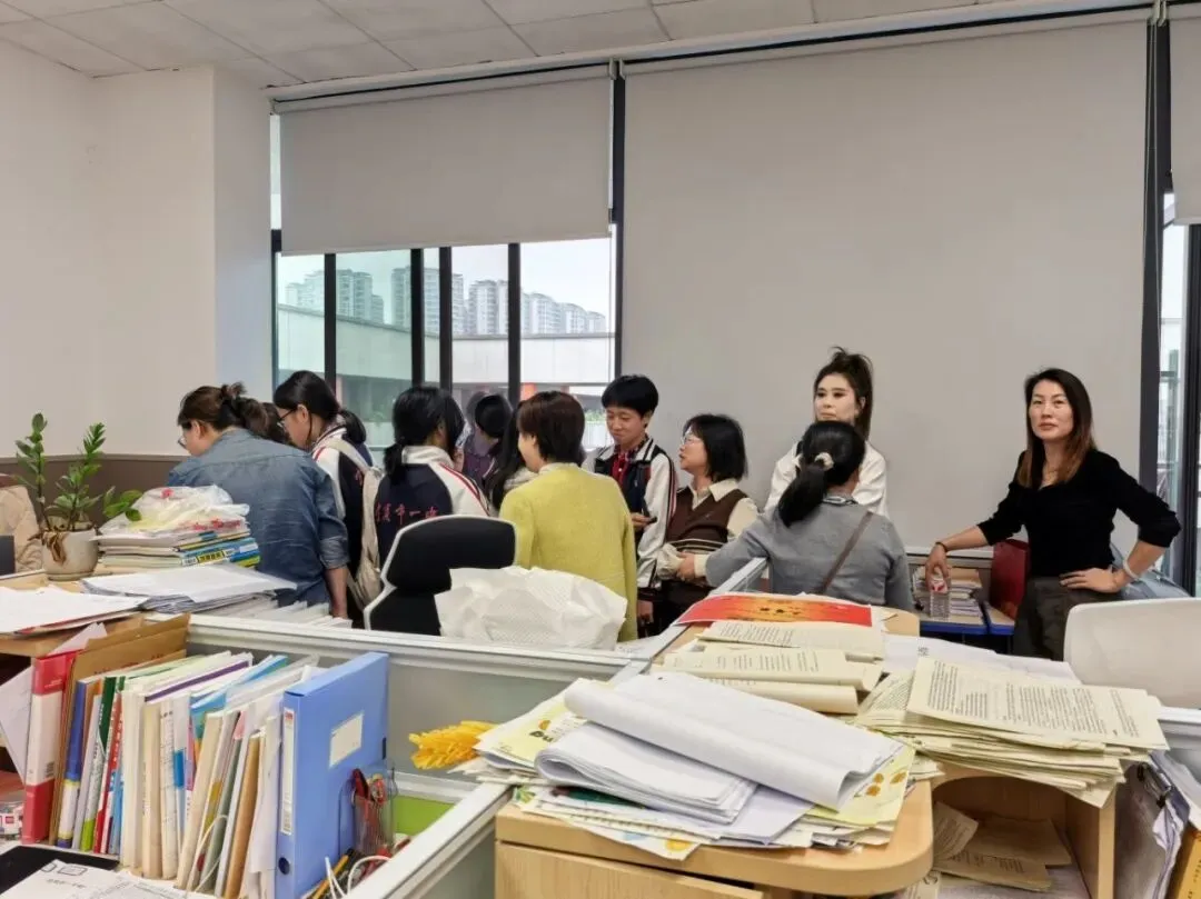 家校同心赴秋约|我校初一、初三年级家长会圆满举行-第17张图片-四季读书网 家校同心赴秋约|我校初一、初三年级家长会圆满举行-第17张图片-四季读书网