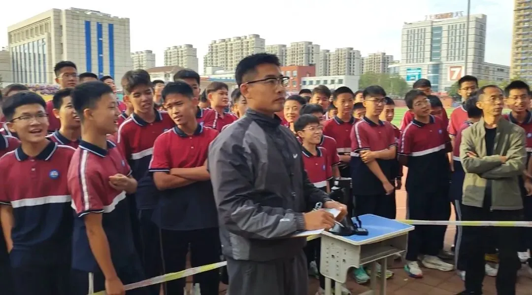 以体强身,以韧砺学|初三一班在年级体能挑战赛中再创佳绩-第1张图片-四季读书网
