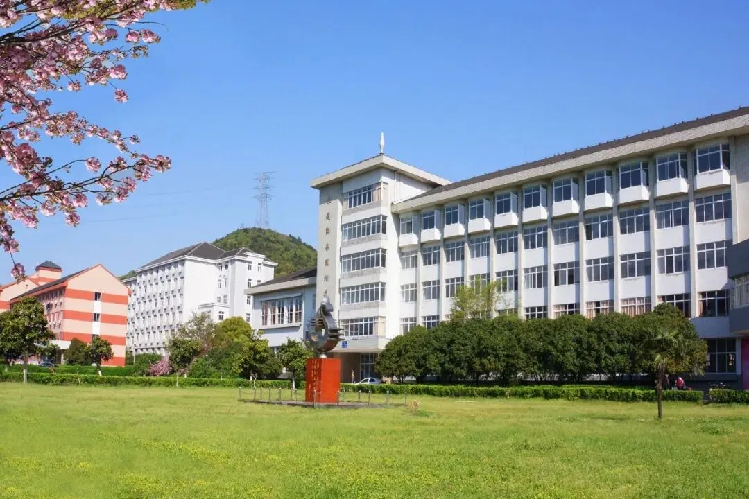 高考不是唯一答案|多元升学,找对引路人很重要-第2张图片-四季读书网