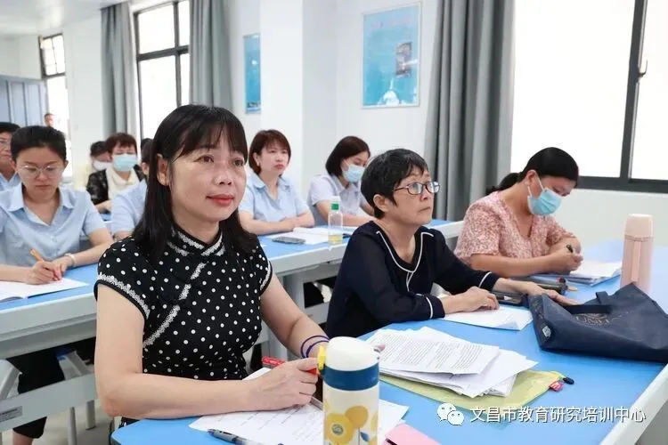 明确方向 精准备考——2023年文昌市高考研讨会之英语科备考交流-第18张图片-四季读书网