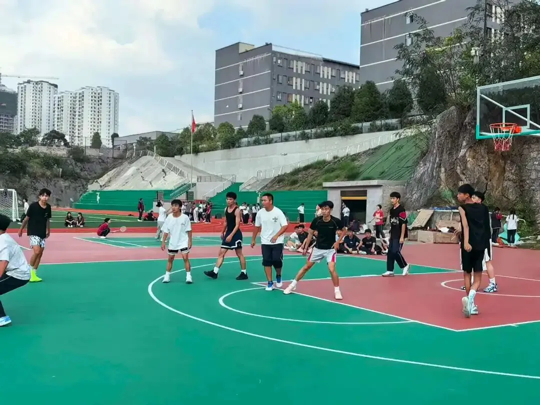 冲刺中考,圆梦高中|贵阳市北实新世纪学校初三冲刺班招生简章来了!-第3张图片-四季读书网 冲刺中考,圆梦高中|贵阳市北实新世纪学校初三冲刺班招生简章来了!-第3张图片-四季读书网