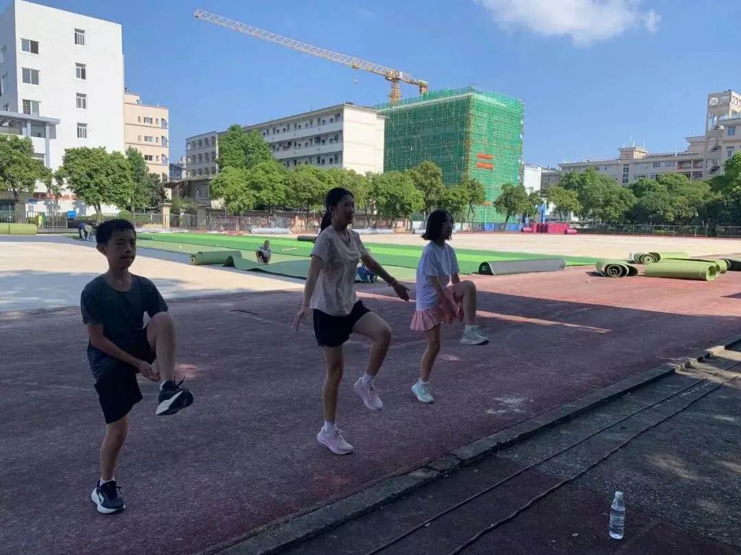 北斗中考径场集训,以汗水奔赴理想!-第1张图片-四季读书网 北斗中考径场集训,以汗水奔赴理想!-第1张图片-四季读书网