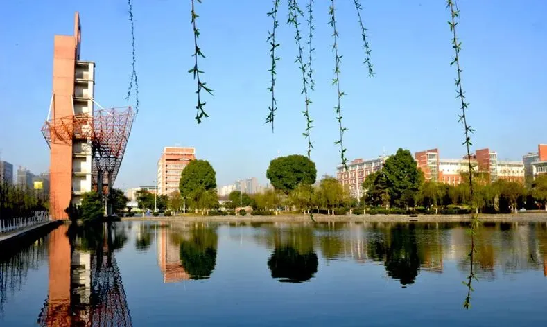 高考倒计时25天 | 杭州电子科技大学:“选择杭电,赋能未来”,高考学子加油!-第11张图片-四季读书网