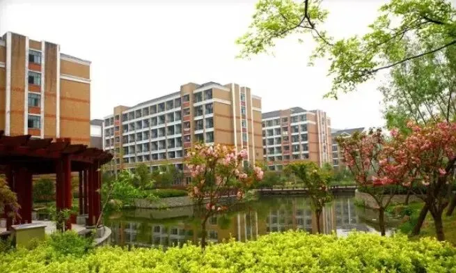 高考倒计时30天 | 浙江工业大学:选工大 · 有底气,高考学子加油!-第19张图片-四季读书网 高考倒计时30天 | 浙江工业大学:选工大 · 有底气,高考学子加油!-第19张图片-四季读书网