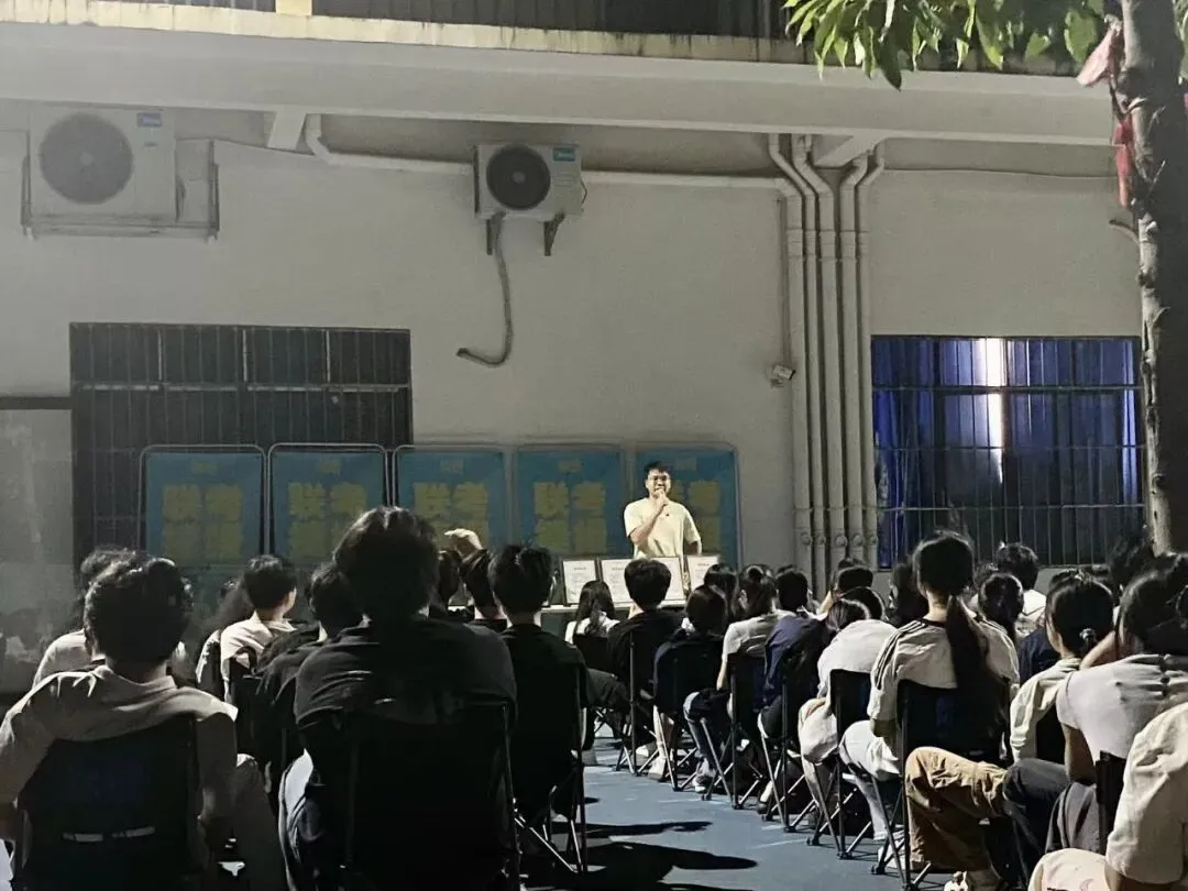 实战模考,全力出征|你想学子模拟考纪实-第7张图片-四季读书网