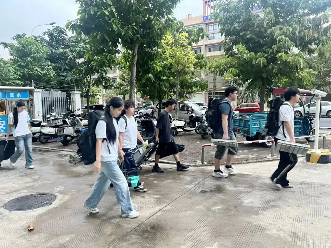 实战模考,全力出征|你想学子模拟考纪实-第9张图片-四季读书网