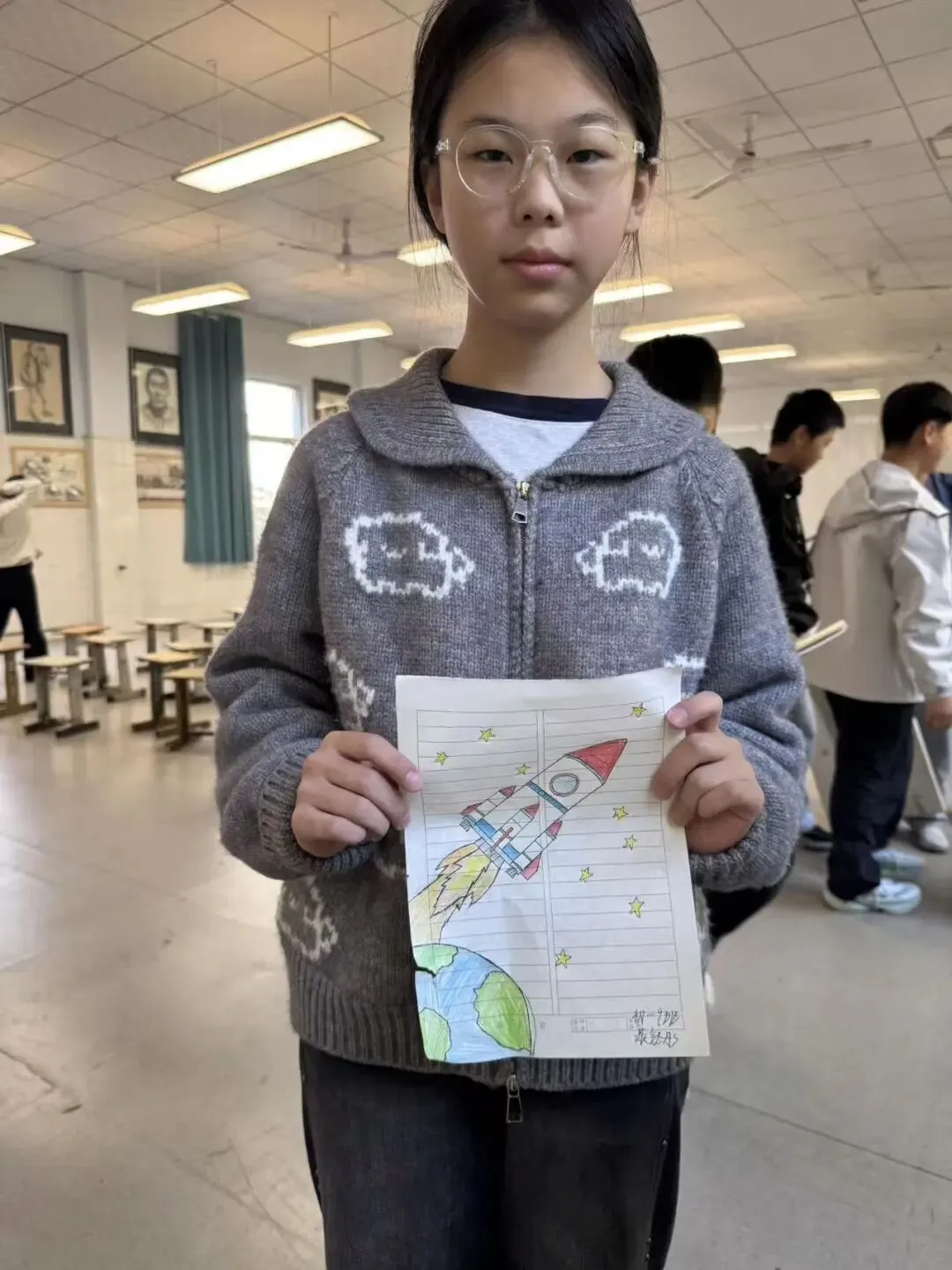 初一9班美术课堂作品随拍《科技之光》-第57张图片-四季读书网