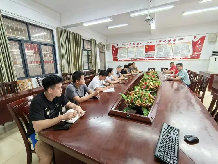 薪火相传谋备考,凝心聚力迎中考 —— 琼海市长坡中学2027 届新老初三备考经验交流会-第57张图片-四季读书网