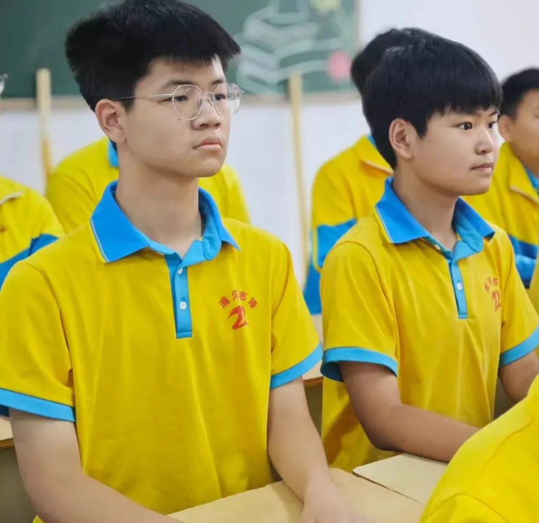 初三 37 班|于日常沉淀,向远方前行-第10张图片-四季读书网