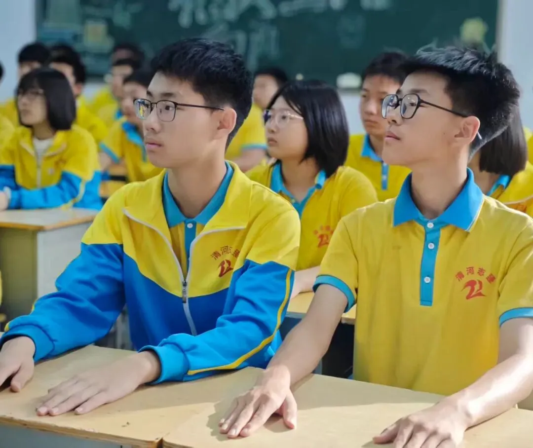 初三 37 班|于日常沉淀,向远方前行-第20张图片-四季读书网