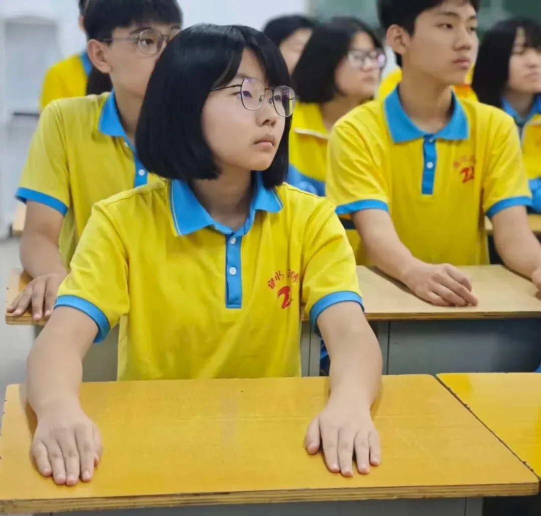 初三 37 班|于日常沉淀,向远方前行-第27张图片-四季读书网