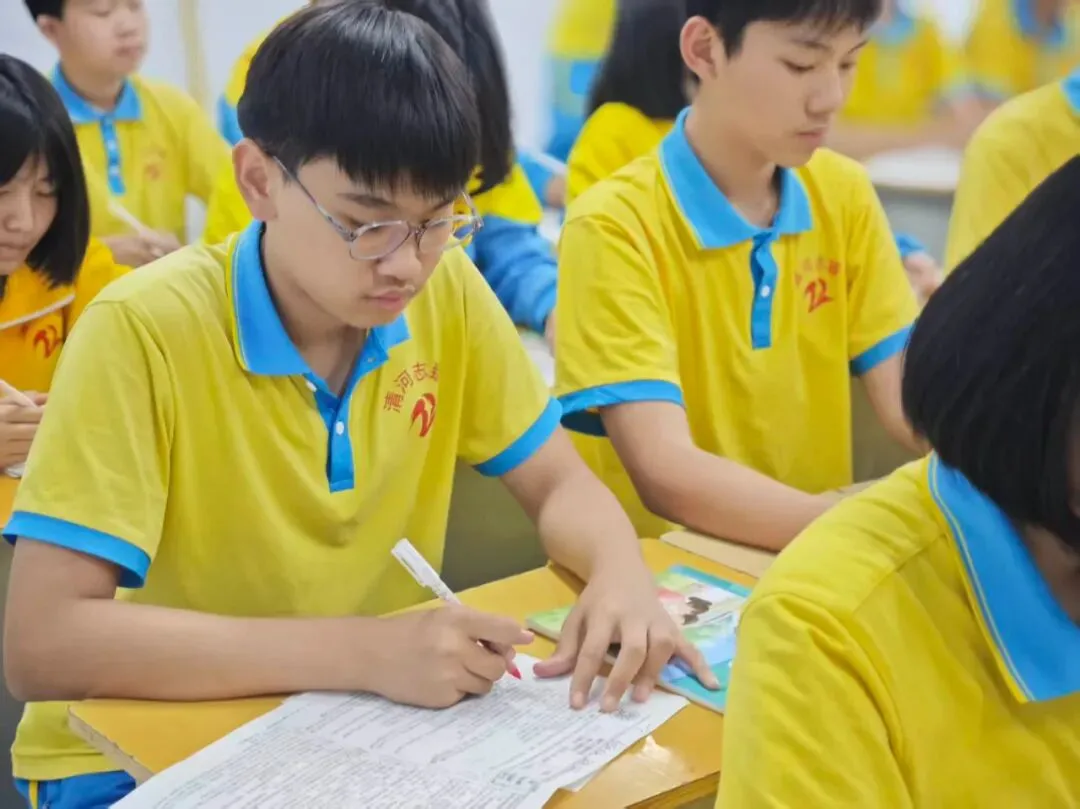初三 37 班|于日常沉淀,向远方前行-第31张图片-四季读书网