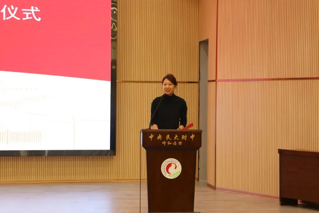 籽聚同心 舞耀韶华|红石榴舞蹈社团初三优秀成员结业表彰仪式圆满举行-第25张图片-四季读书网